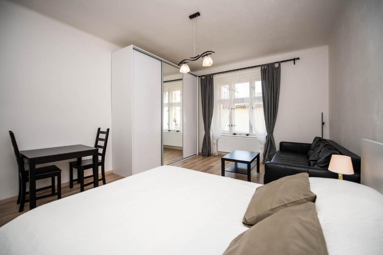 Central Accommodation Angel Prag Exterior foto